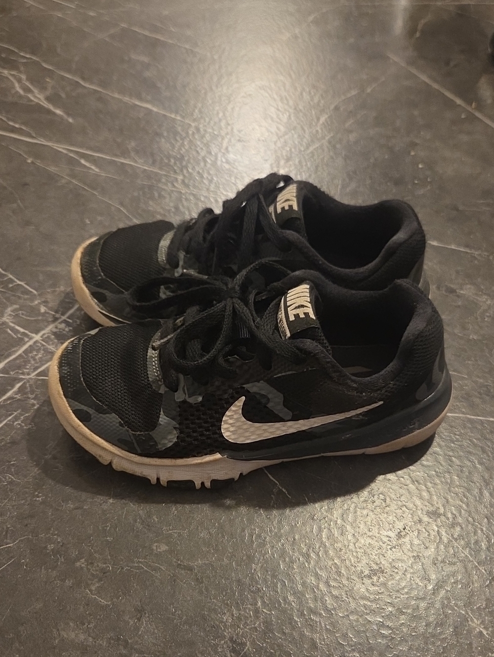Nike Kids' Black and White Camo-Pattern Sneakers Size 11c